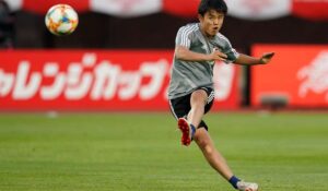 ليفربول يدخل في مفاوضات لضم لاعب ريال سوسيداد تاكيفوسا كوبو